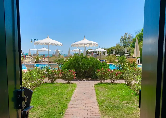 Eurobeach Residence